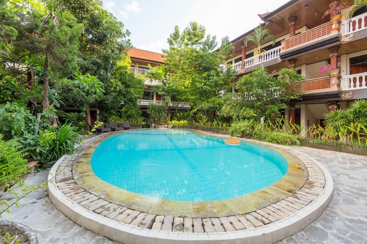 Simpang Inn Hotel Legian Exterior foto